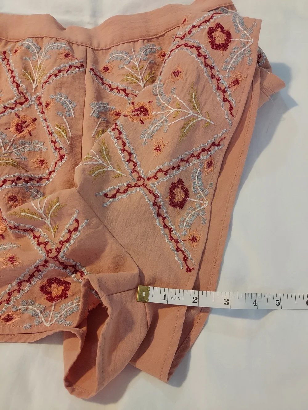Entro Dusty Rose Boho Embroidered High-Waist Women's Shorts